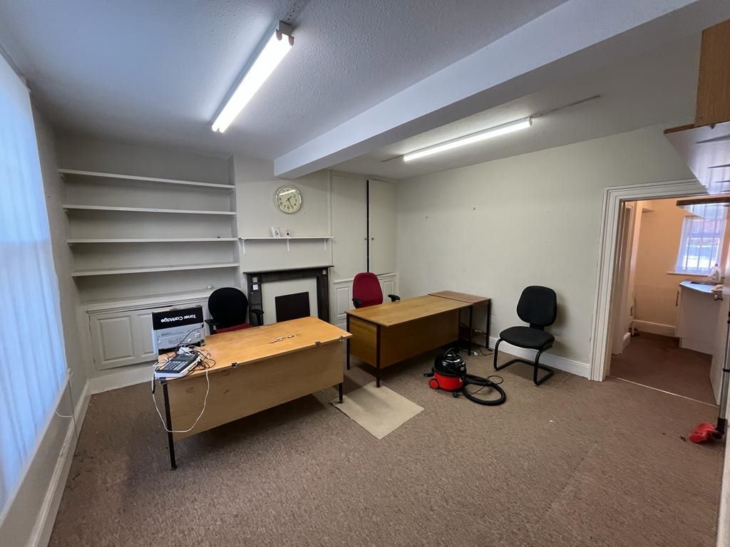 19-21 Main Street, Keyworth, Nottingham, NG12 5AA