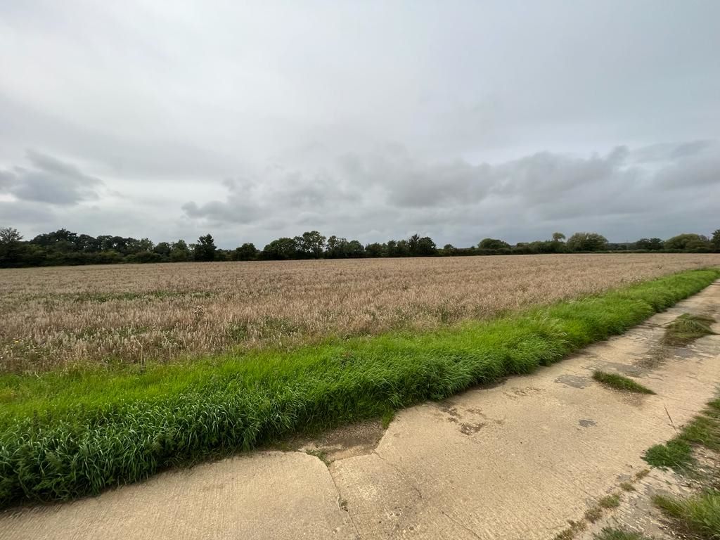 14.38 Acres of Land off, Down Ampney Road, Down Ampney, Gloucestershire, GL7 5QZ