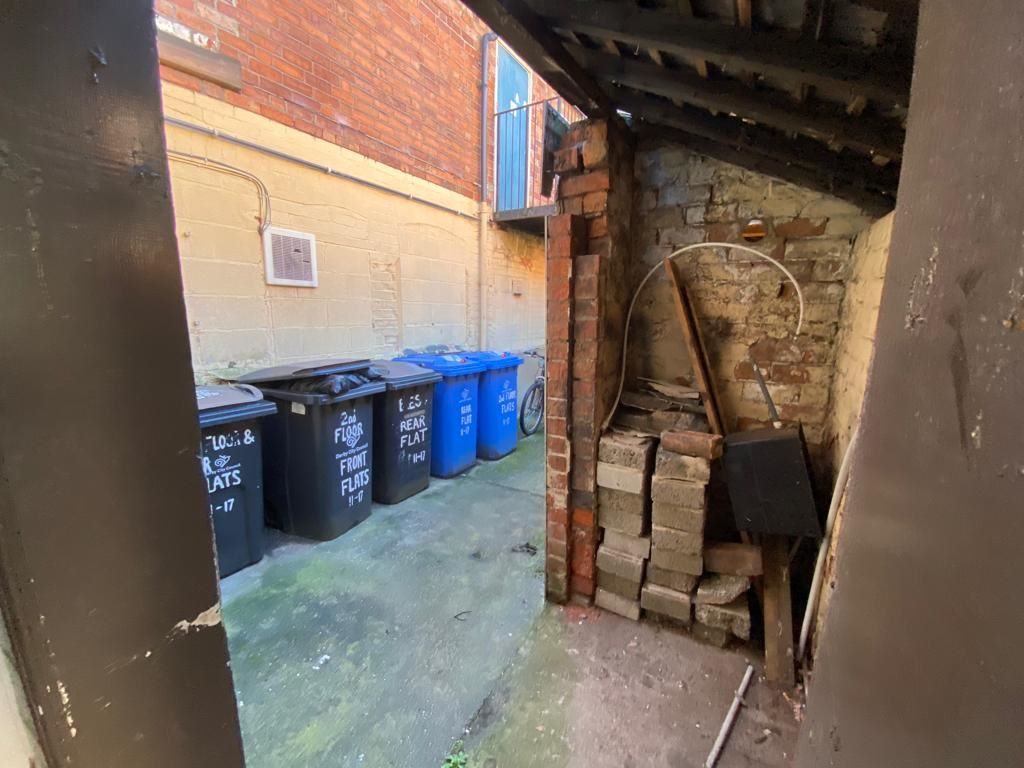 The Blessington Carriage, 11-17 Chapel Street, Derby, DE1 3GU