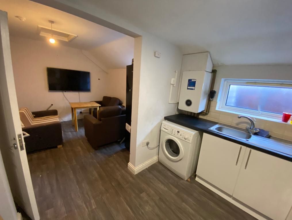 The Blessington Carriage, 11-17 Chapel Street, Derby, DE1 3GU