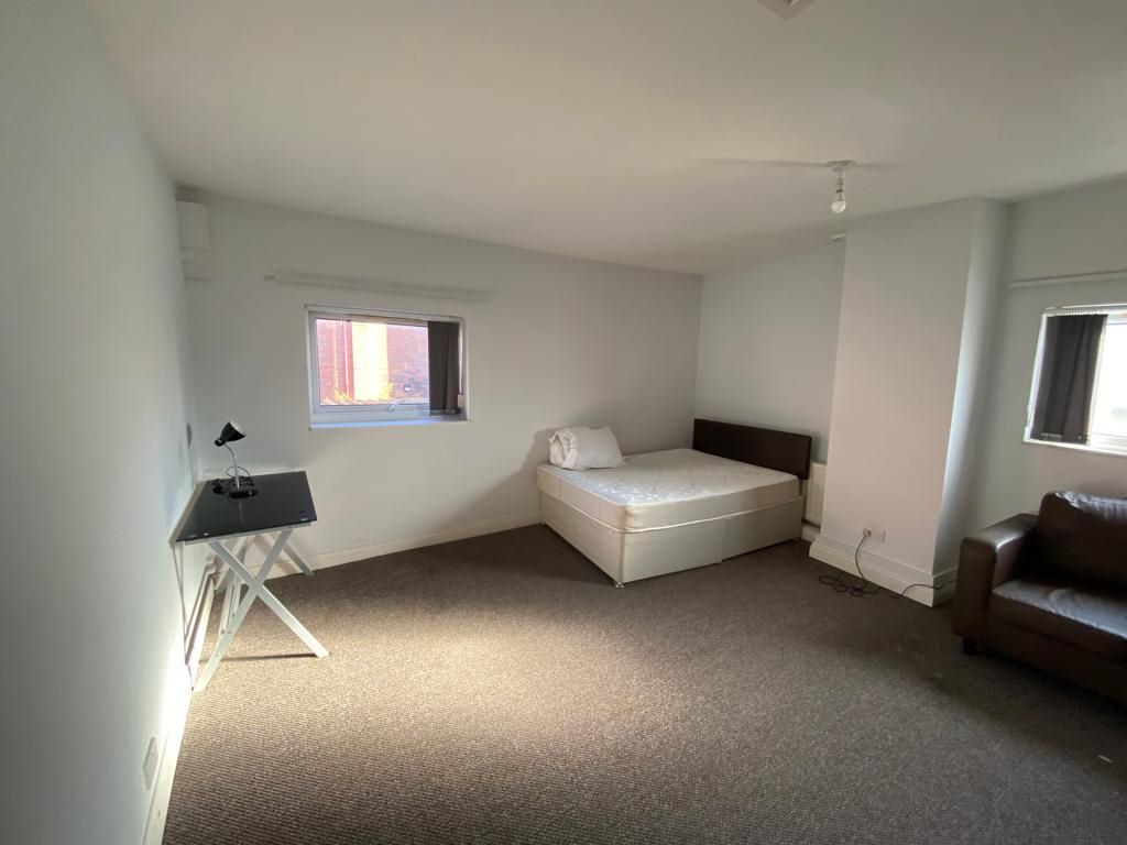 The Blessington Carriage, 11-17 Chapel Street, Derby, DE1 3GU