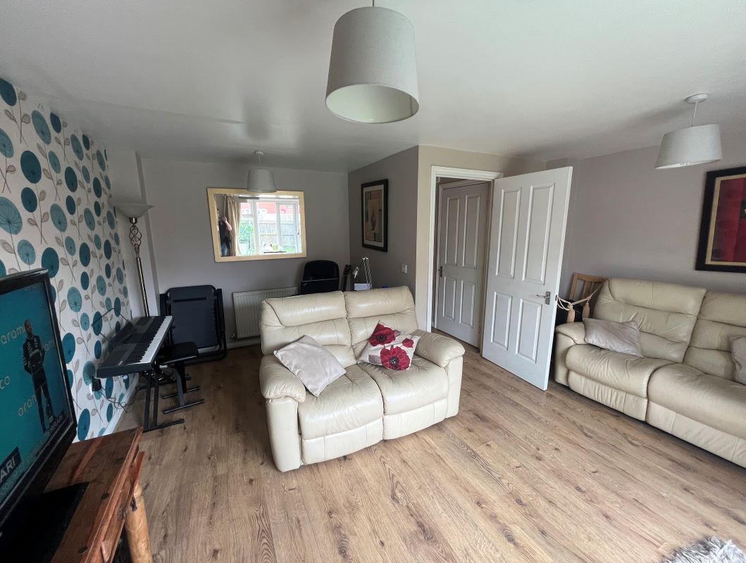 16 Palmerston Road, Ilkeston, Derbyshire, DE7 5BW