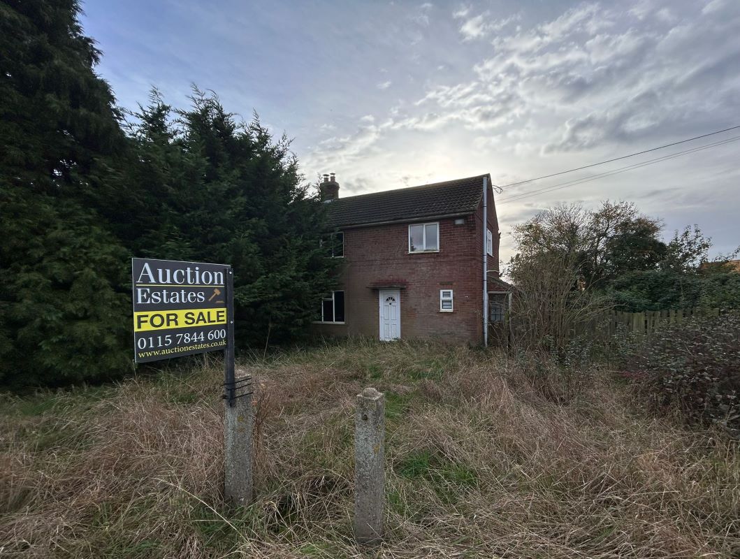 Pair of Cottages, 2 Brigg Road, Scotter, Gainsborough, DN21 3HU