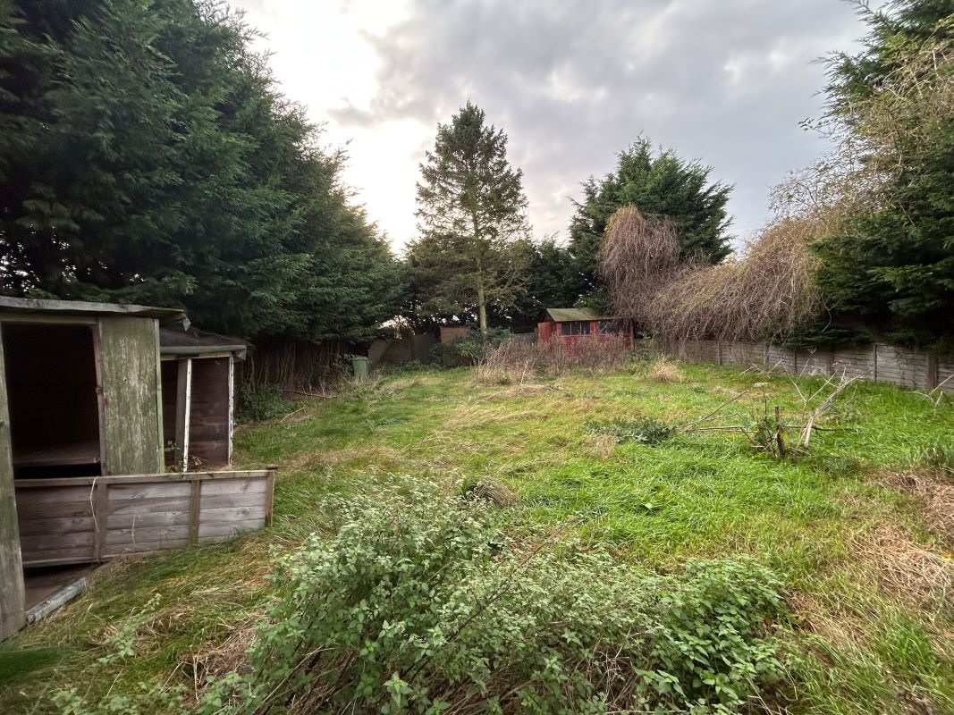 Lot Pair of Cottages, 2 Brigg Road, Scotter, Gainsborough, DN21 3HU