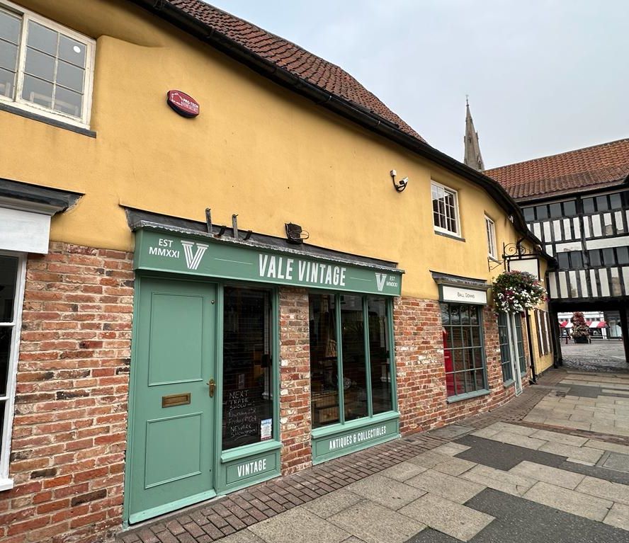 Unit 2, White Hart Yard, Newark, Nottinghamshire, NG24 1DX
