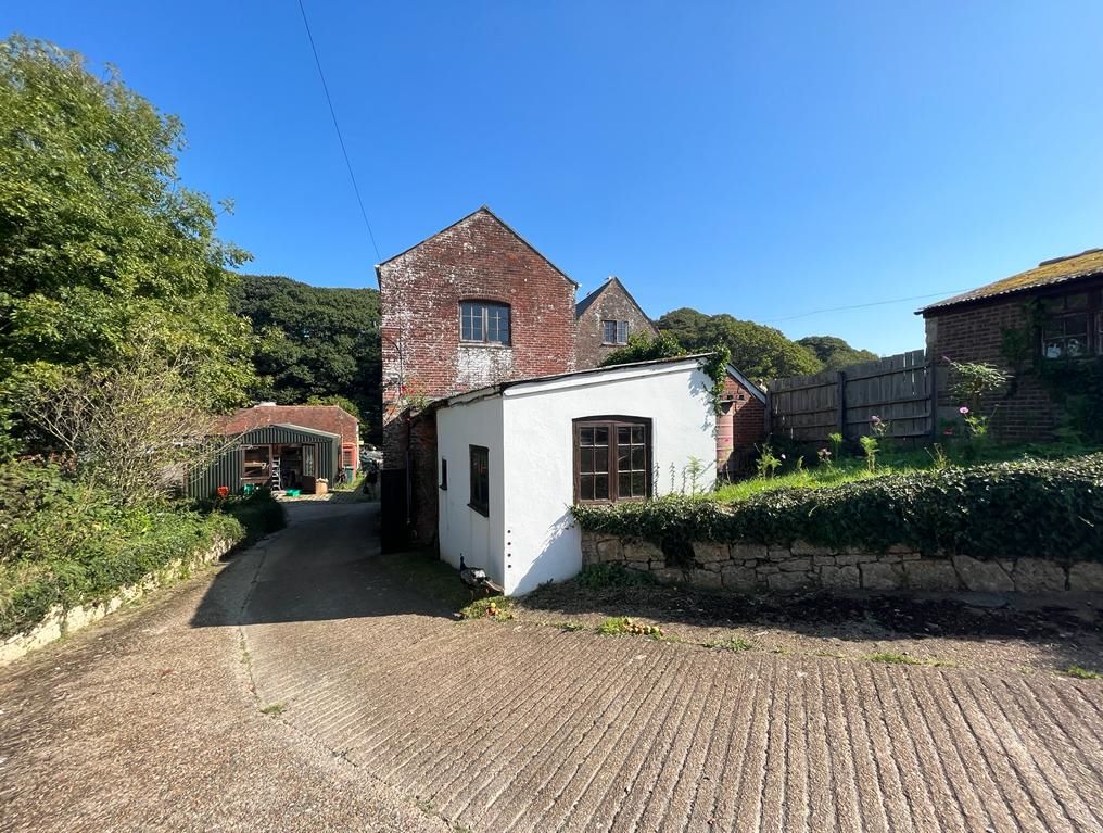Calbourne Water Mill, Newport Road, Calbourne, Newport, Isle of Wight, PO30 4JN