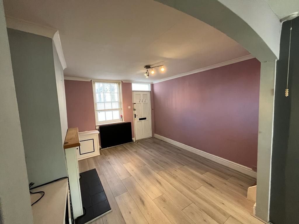 2 Parliament Walk, Newark, Nottinghamshire, NG24 4WB