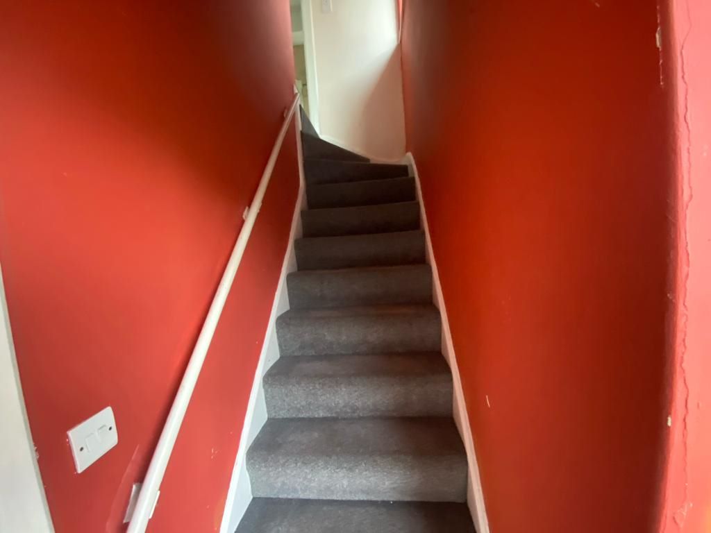 106 Manton Crescent, Beeston, Nottingham, NG9 2GF