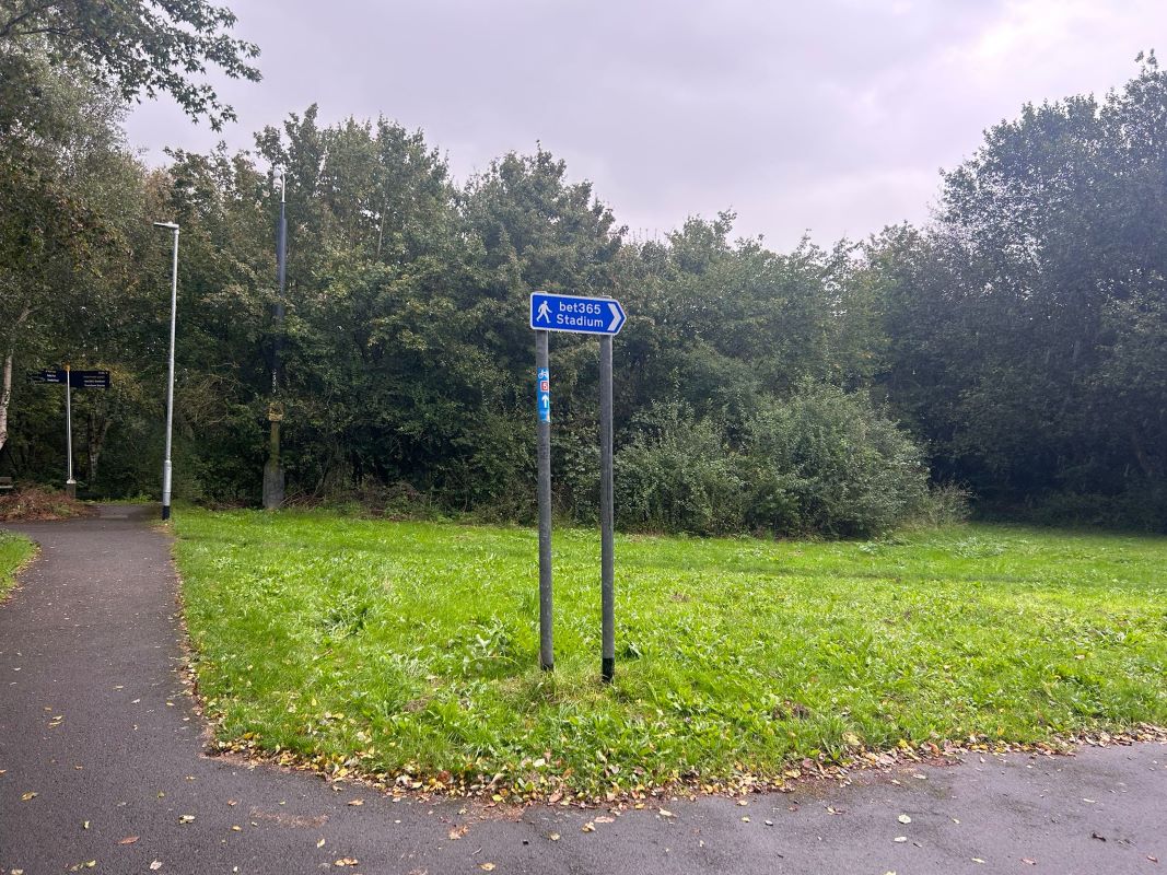 Land, Footpath & Bridge, Sideway, Stoke-on-Trent, Staffordshire, ST4 4EX