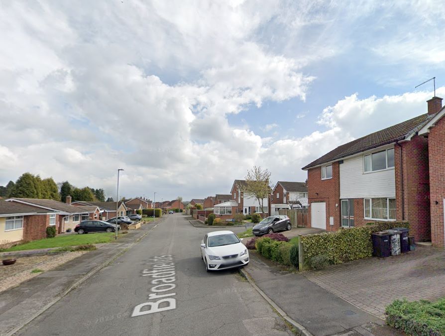 Land & Roadways on Broadfields, Calverton, Nottingham, NG14 6JQ