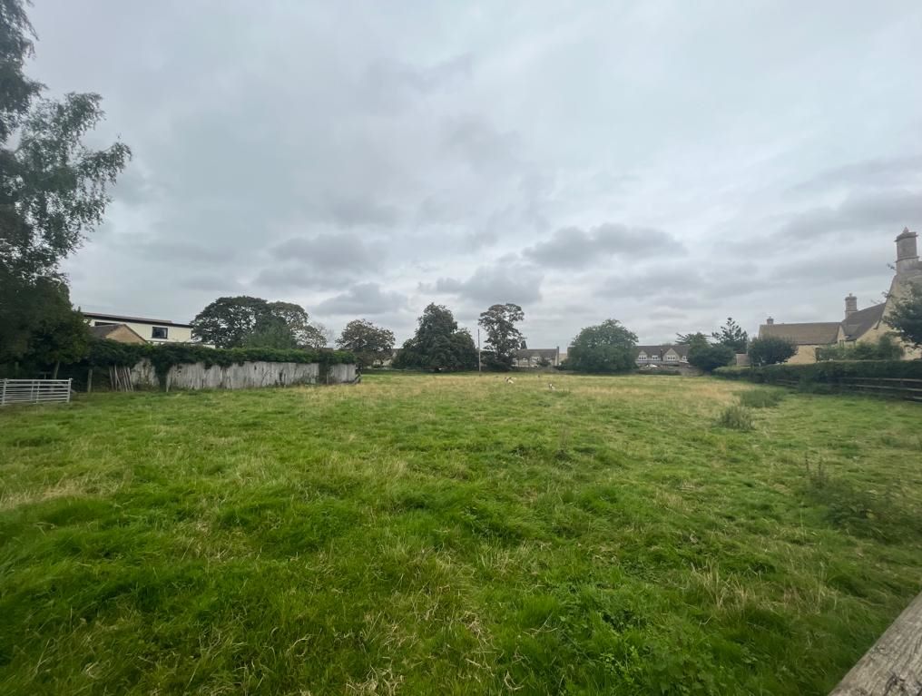 Millennium Field, Down Ampney Road, Down Ampney, Cirencester, Gloucestershire, GL7 5PQ