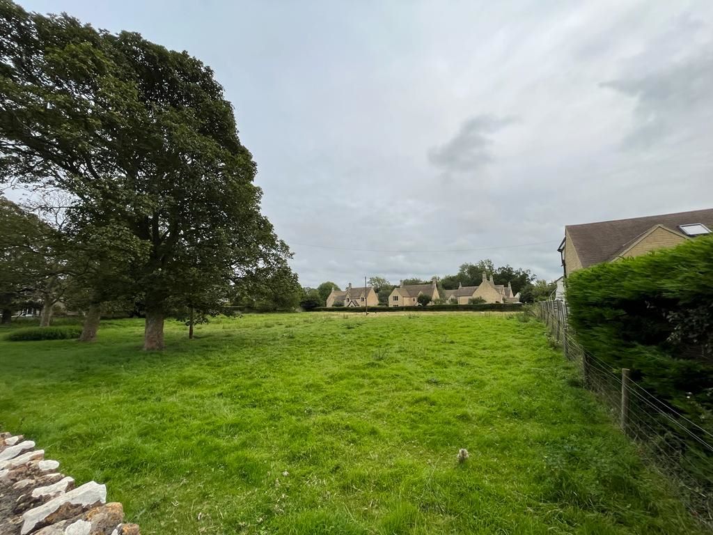 Millennium Field, Down Ampney Road, Down Ampney, Cirencester, Gloucestershire, GL7 5PQ