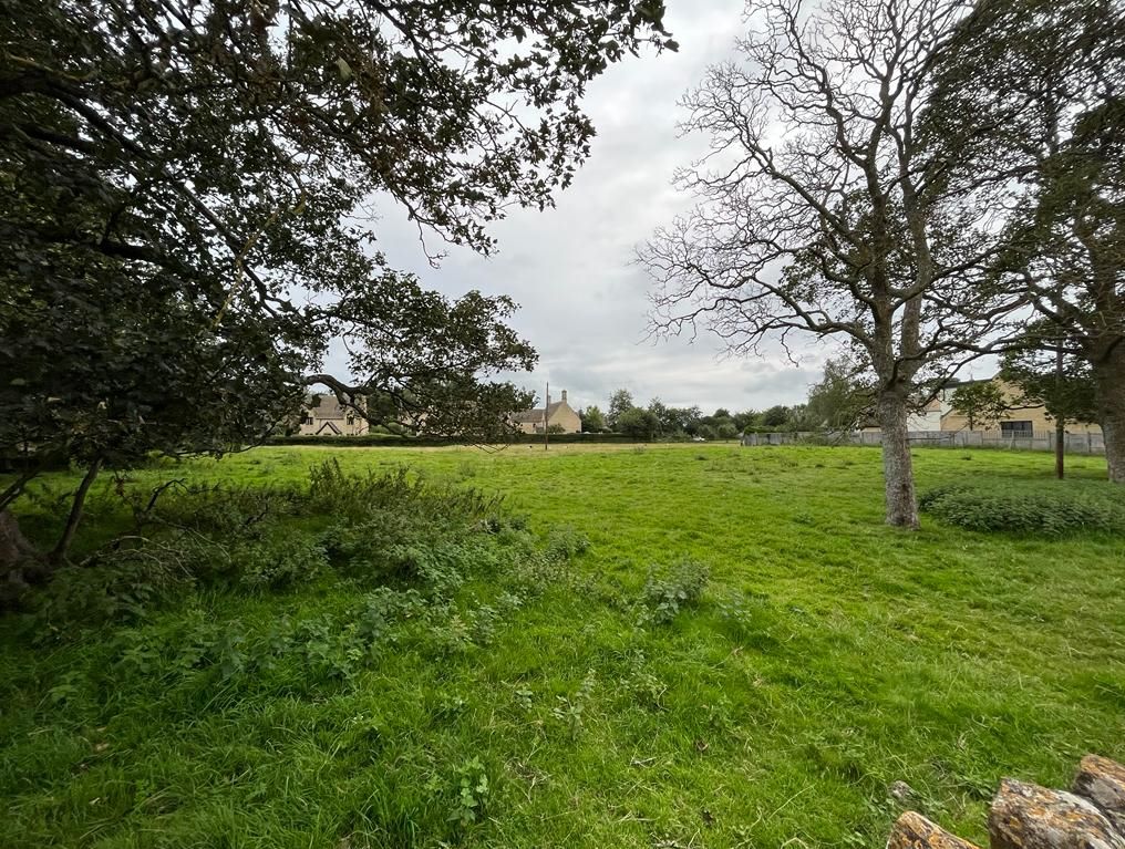 Millennium Field, Down Ampney Road, Down Ampney, Cirencester, Gloucestershire, GL7 5PQ