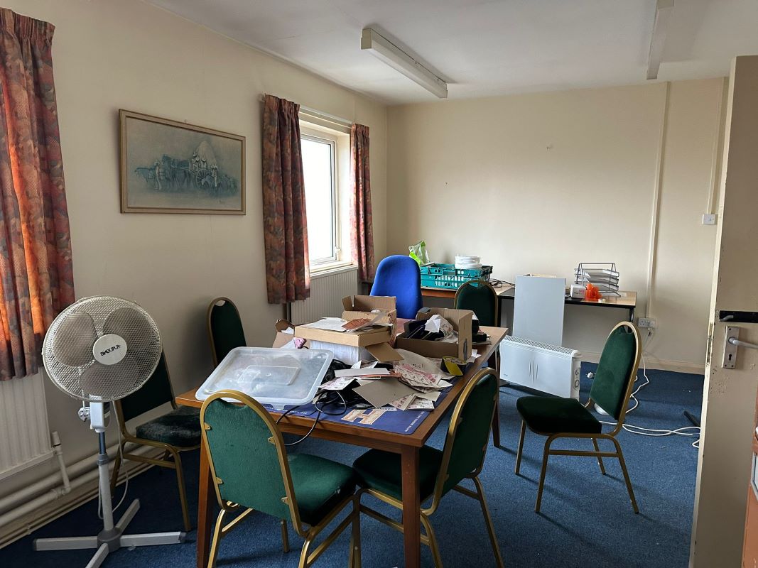 Lot Holmewood Miners Social Club, Heath Road, Holmewood, Chesterfield