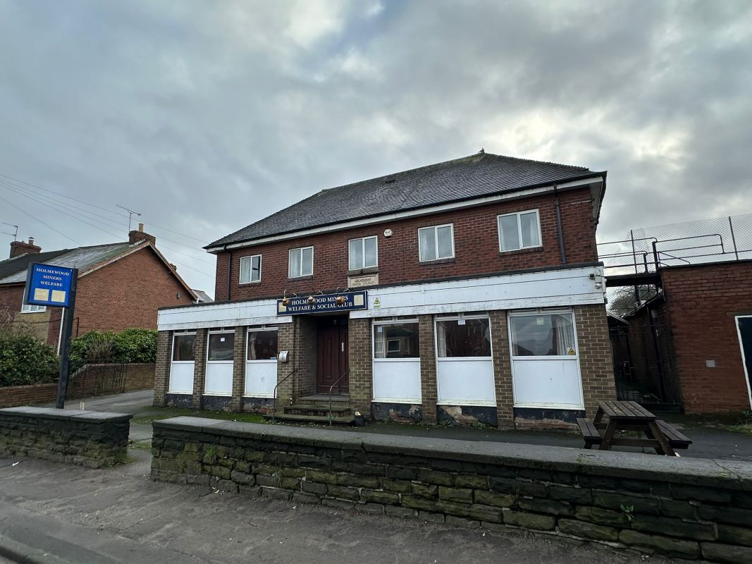 Lot Holmewood Miners Social Club, Heath Road, Holmewood, Chesterfield