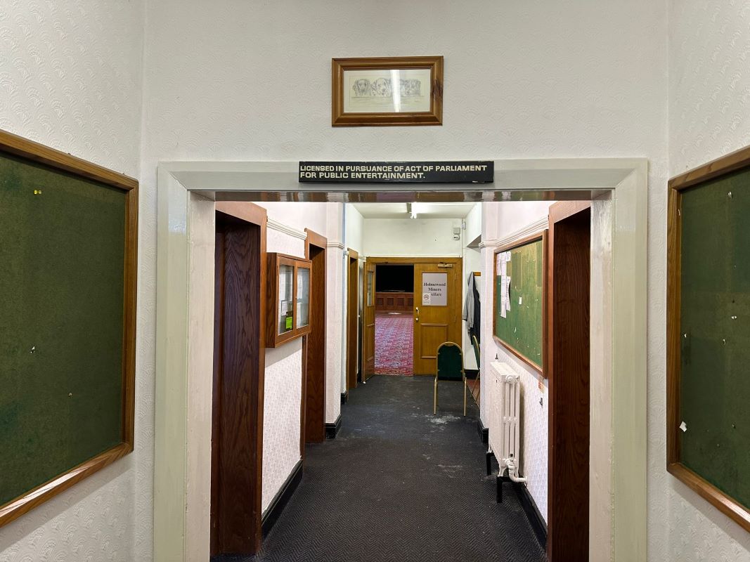 Lot Holmewood Miners Social Club, Heath Road, Holmewood, Chesterfield
