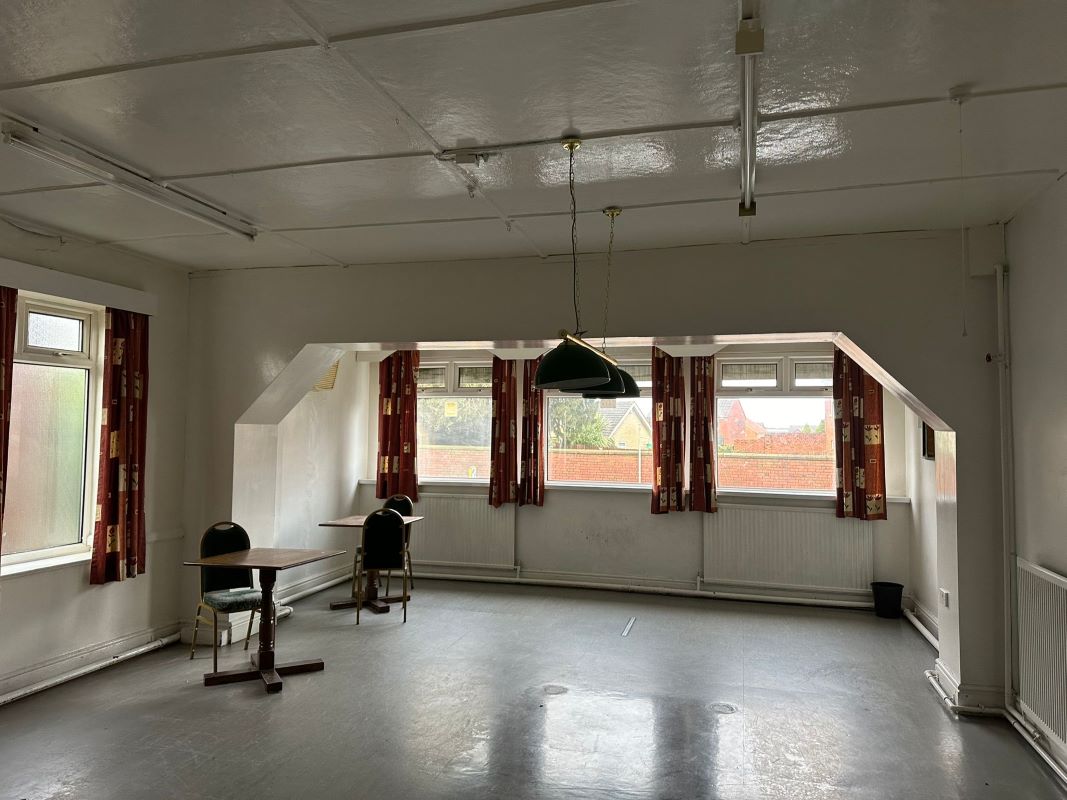 Lot Holmewood Miners Social Club, Heath Road, Holmewood, Chesterfield