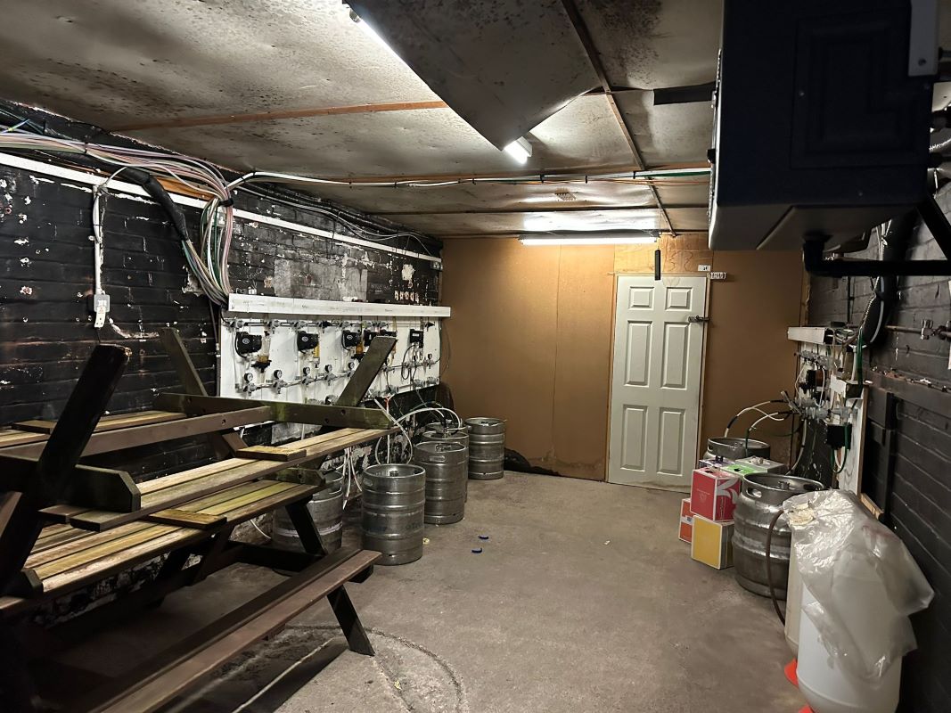 Holmewood Miners Social Club, Heath Road, Holmewood, Chesterfield, Derbyshire, S42 5RB