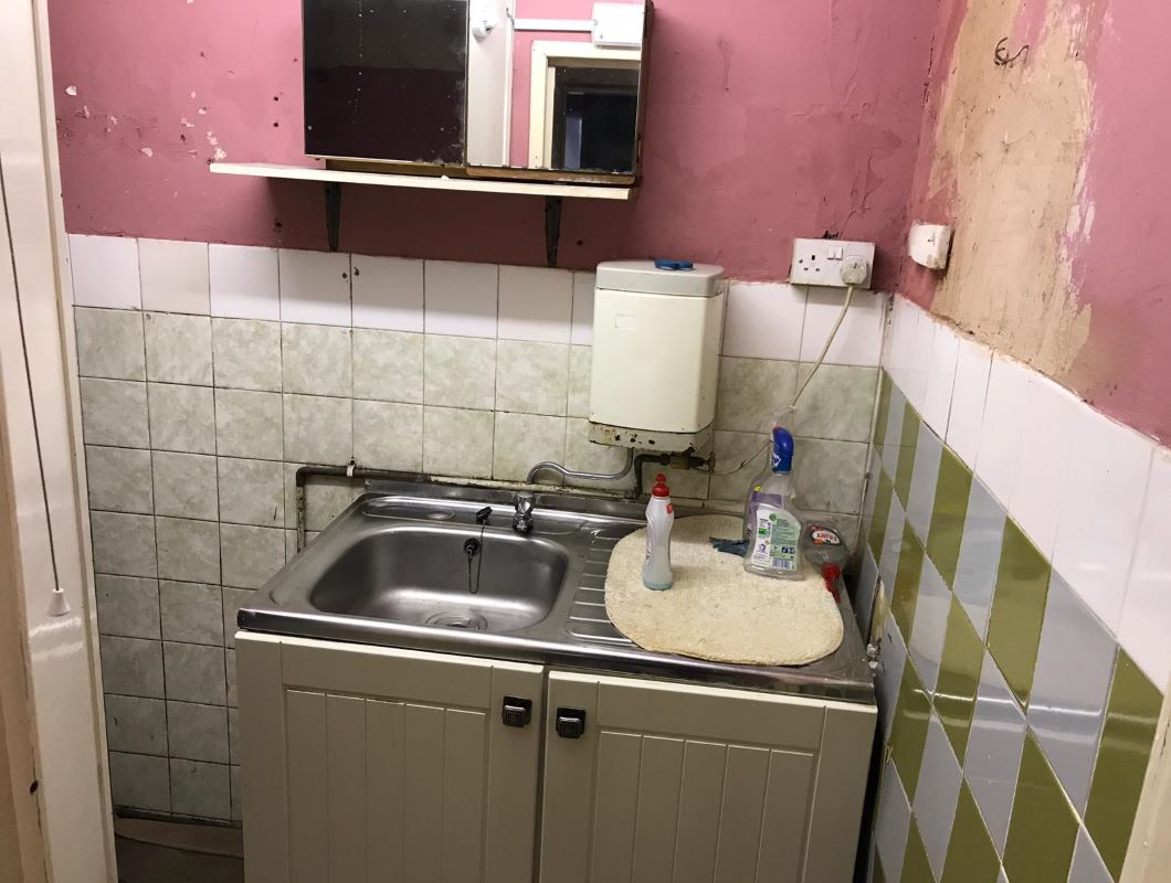 260 Nottingham Road, Ilkeston, Derbyshire, DE7 5BD