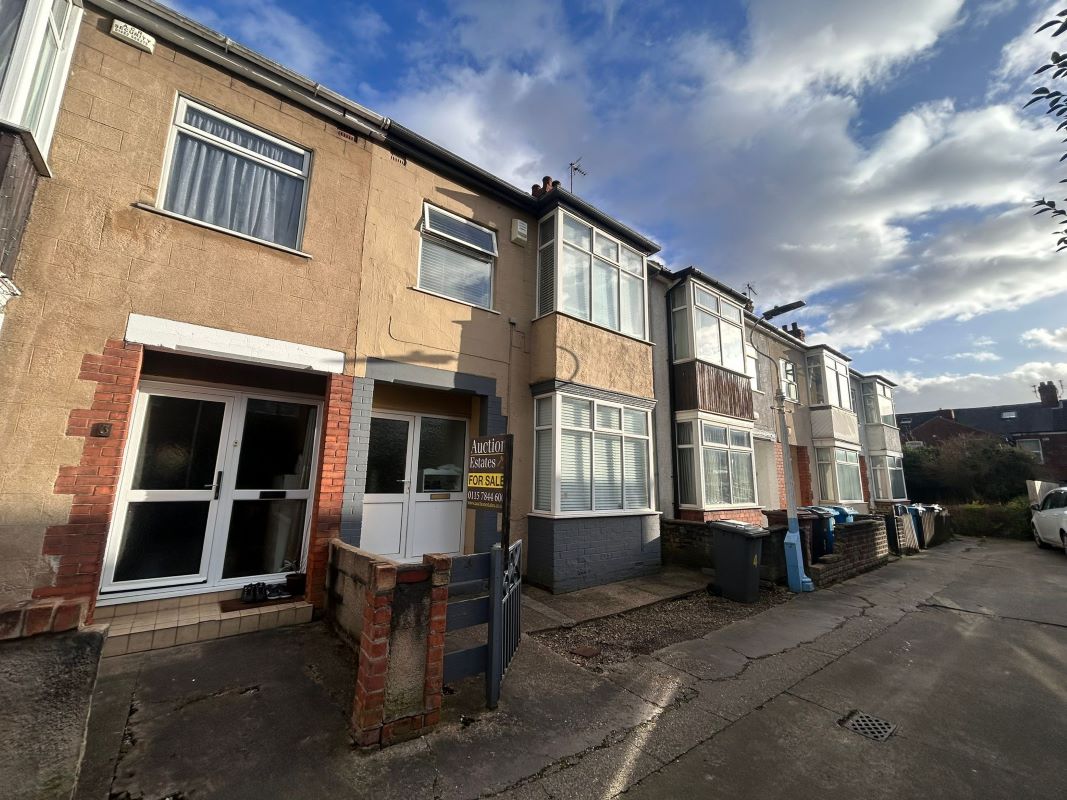4 The Newlands, Hull, North Humberside, HU5 2DQ