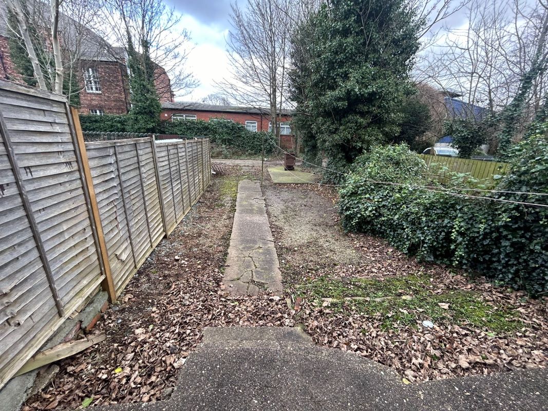 4 The Newlands, Hull, North Humberside, HU5 2DQ