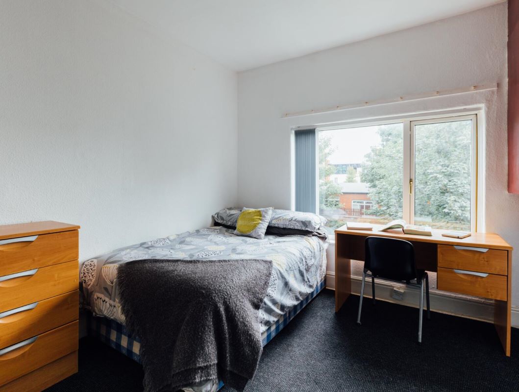 4 The Newlands, Hull, North Humberside, HU5 2DQ