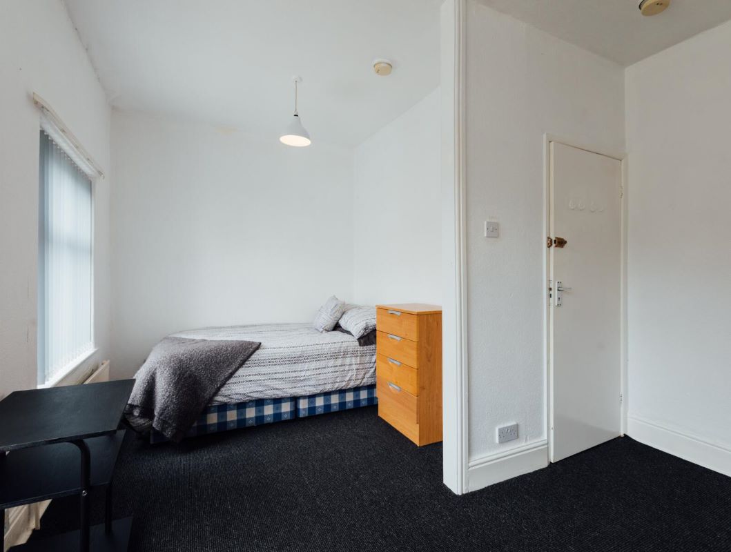 4 The Newlands, Hull, North Humberside, HU5 2DQ