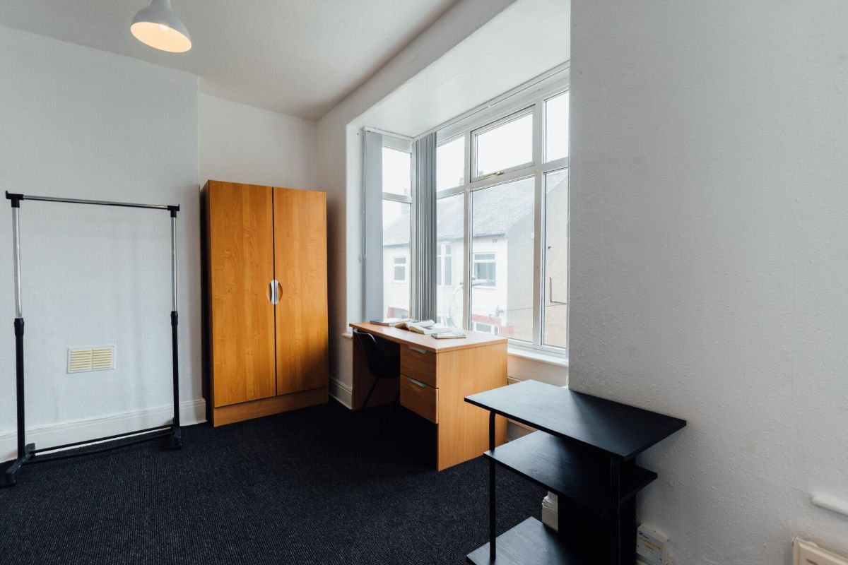 4 The Newlands, Hull, North Humberside, HU5 2DQ