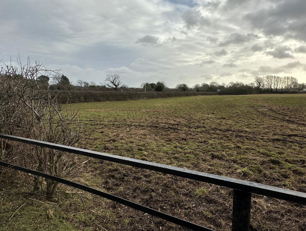 5.9 Acres of Land off Lowdham Road, Gunthorpe, Nottinghamshire, NG14 7ER