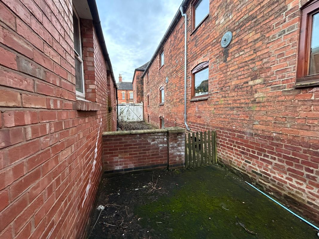 73A Appleton Gate, Newark, Nottinghamshire, NG24 1LN