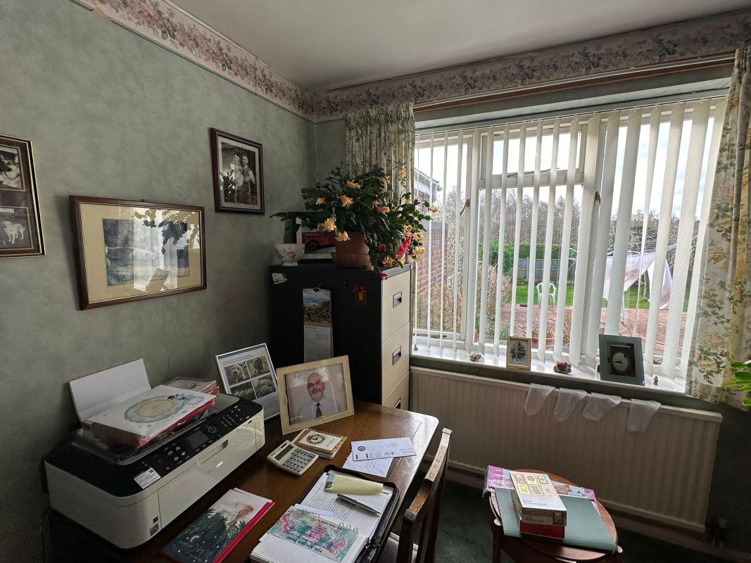 79 Chelmsford Drive, Grantham, Lincolnshire, NG31 8PF