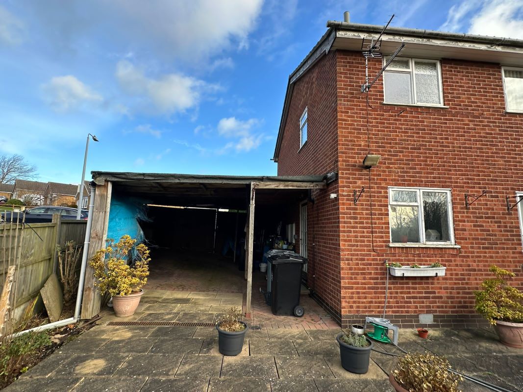 79 Chelmsford Drive, Grantham, Lincolnshire, NG31 8PF