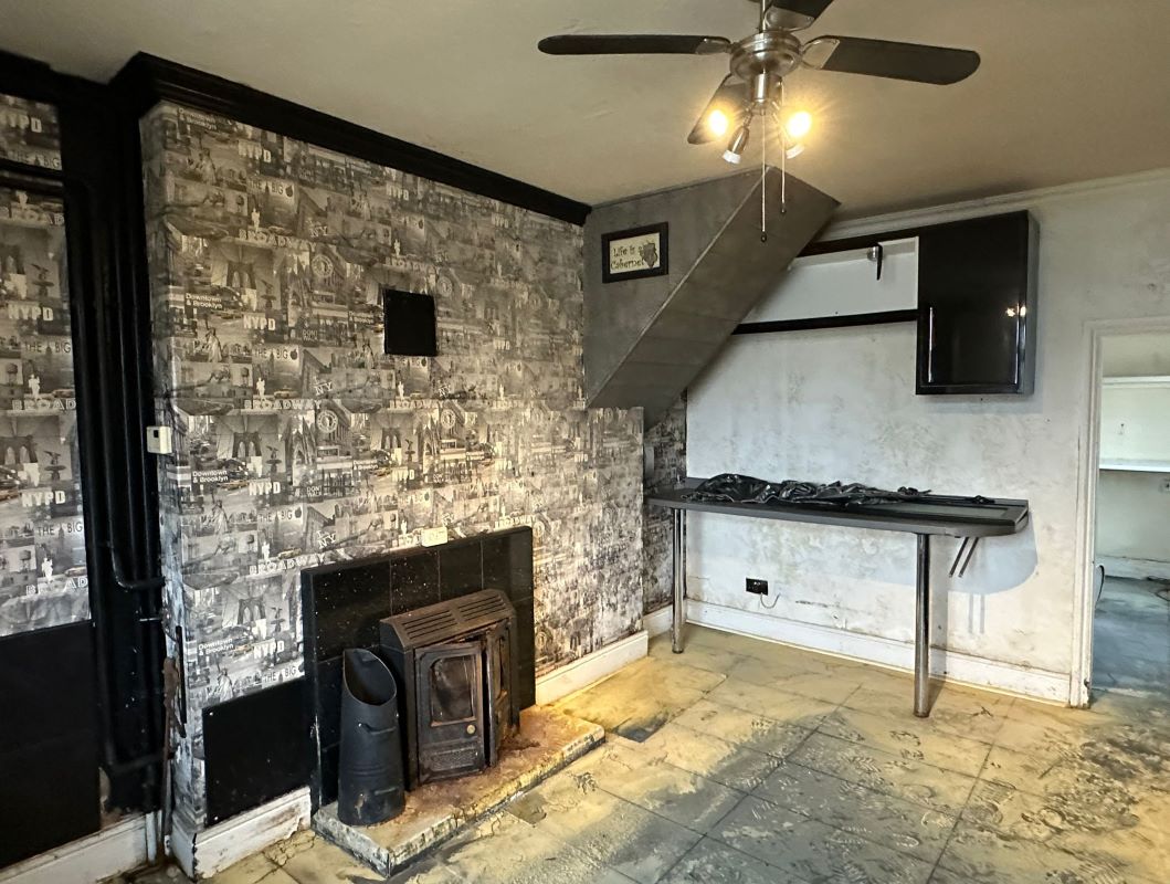 Lock House, Lock Row, Torksey, Lincoln, LN1 2EH