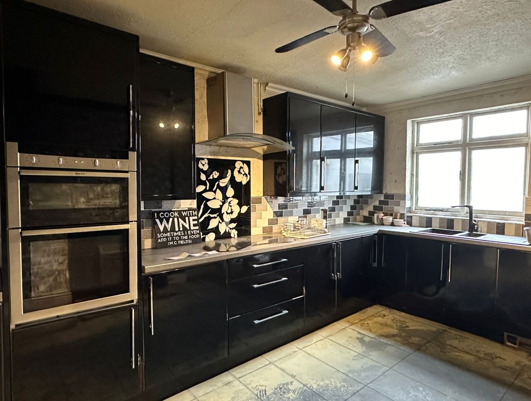 Lock House, Lock Row, Torksey, Lincoln, LN1 2EH