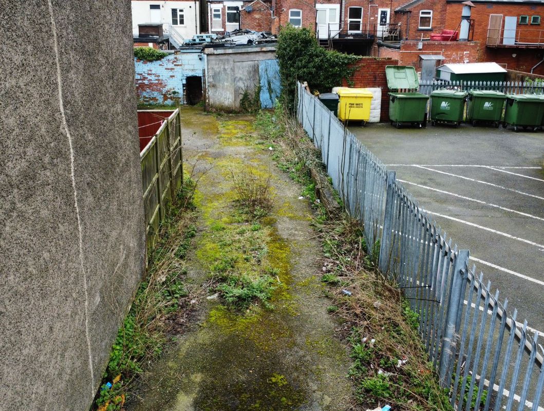 Commercial Yard on, Crossley Street, Ripley, Derbyshire, DE5 3EE