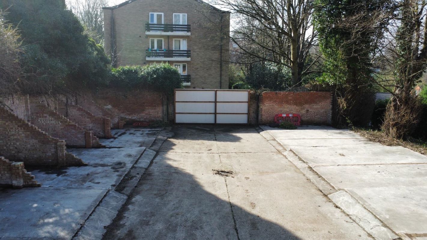 Land off Redcliffe Road, Nottingham, NG3 5AW