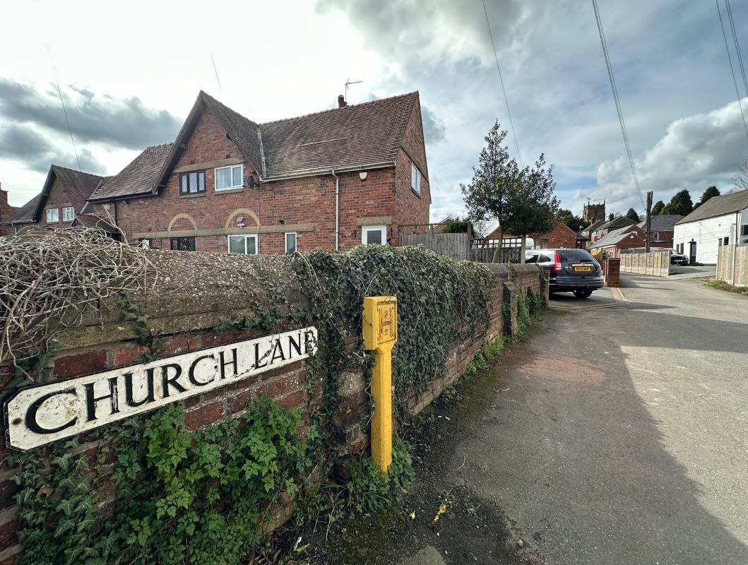 4 Church Lane, Curdworth, Sutton Coldfield, West Midlands, B76 9EY