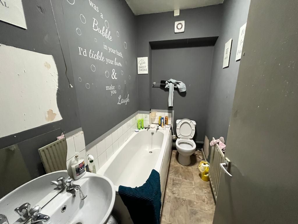 164 & 164A Vernon Road, Nottingham, NG6 0AD