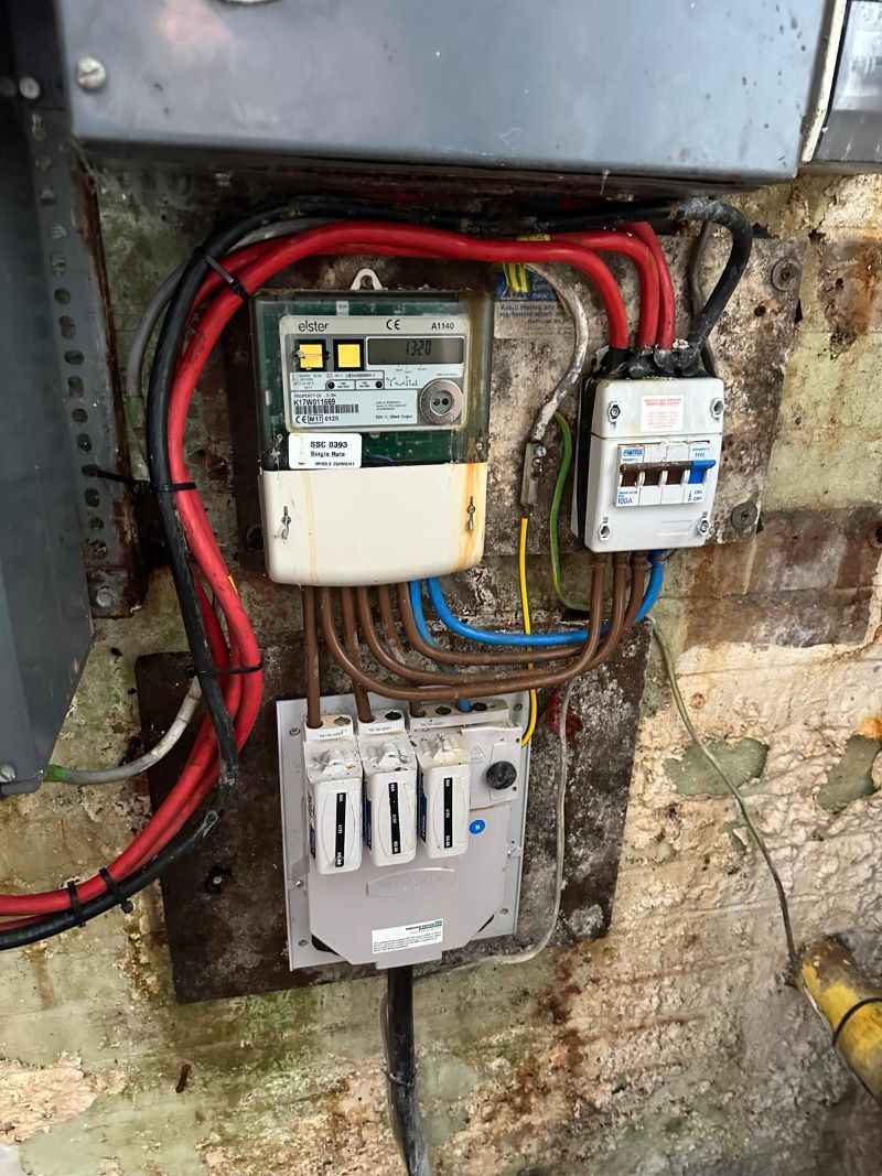 Furniture Showroom, South Street, Bourne, Lincolnshire, PE10 9LY