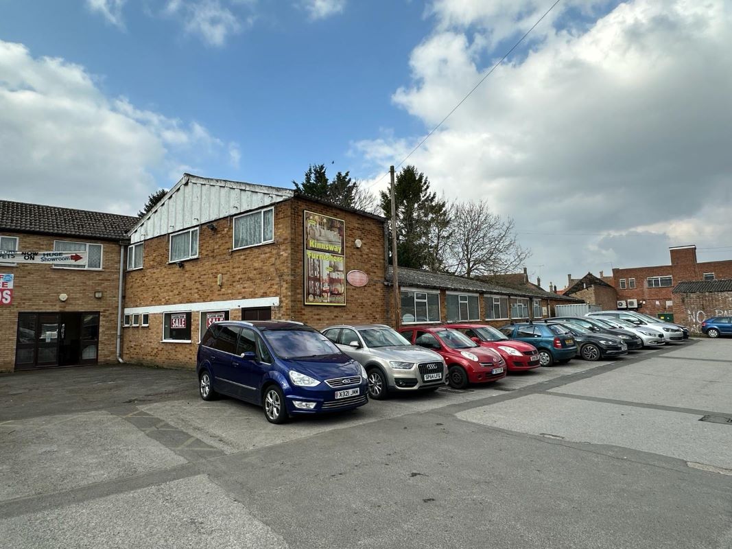 Furniture Showroom, South Street, Bourne, Lincolnshire, PE10 9LY