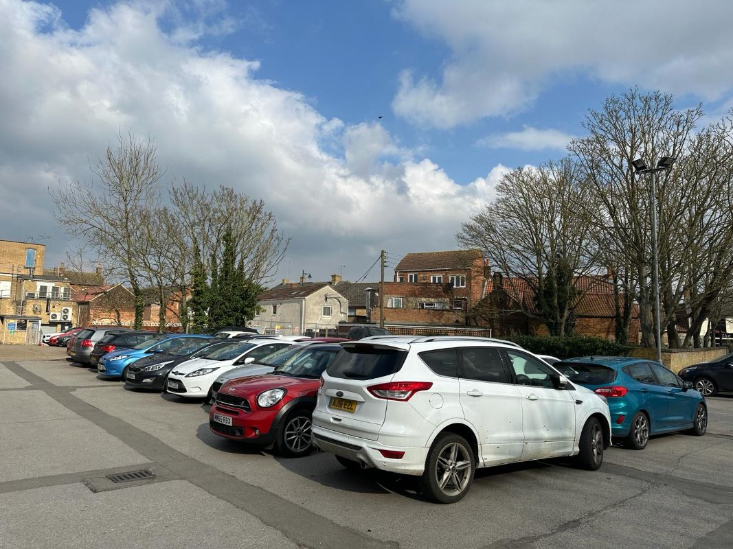 Furniture Showroom, South Street, Bourne, Lincolnshire, PE10 9LY