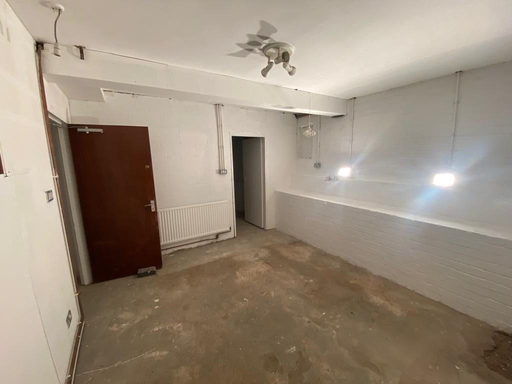 668 Woodborough Road, Nottingham, NG3 5FS