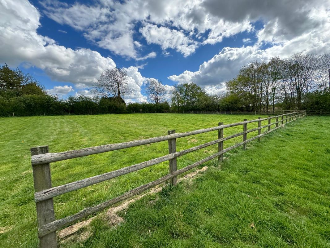 Land to the rear of 88 Melton Lane, Sutton Bonington, Nottinghamshire, LE12 5RQ