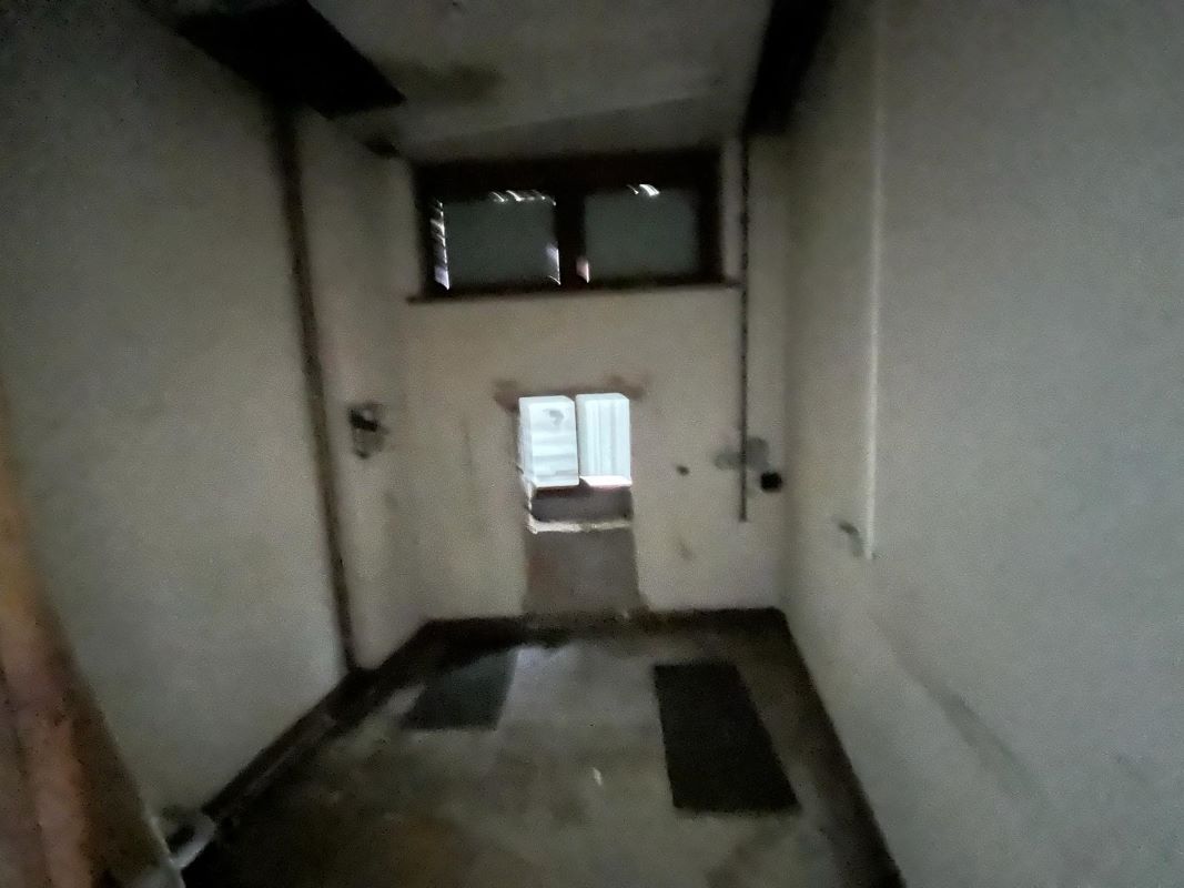 1 Bridge Street, Leatherhead, Surrey, KT22 8BL