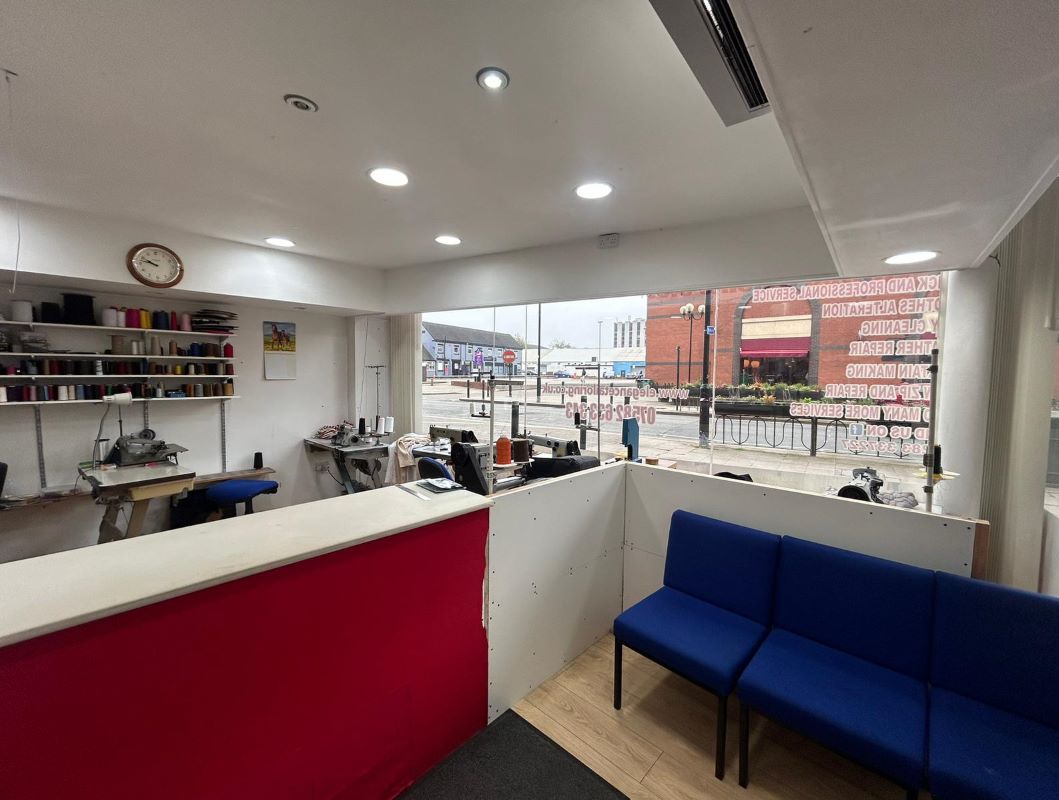 2A Dame Paulet Walk, Burton-on-Trent, Staffordshire, DE14 1DQ