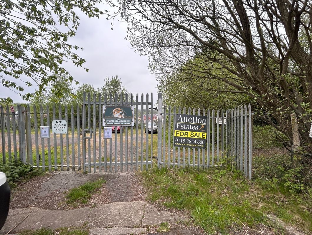 Lake & Land off Furnace Hill Road, Clay Cross, Chesterfield, Derbyshire, S45 9TN