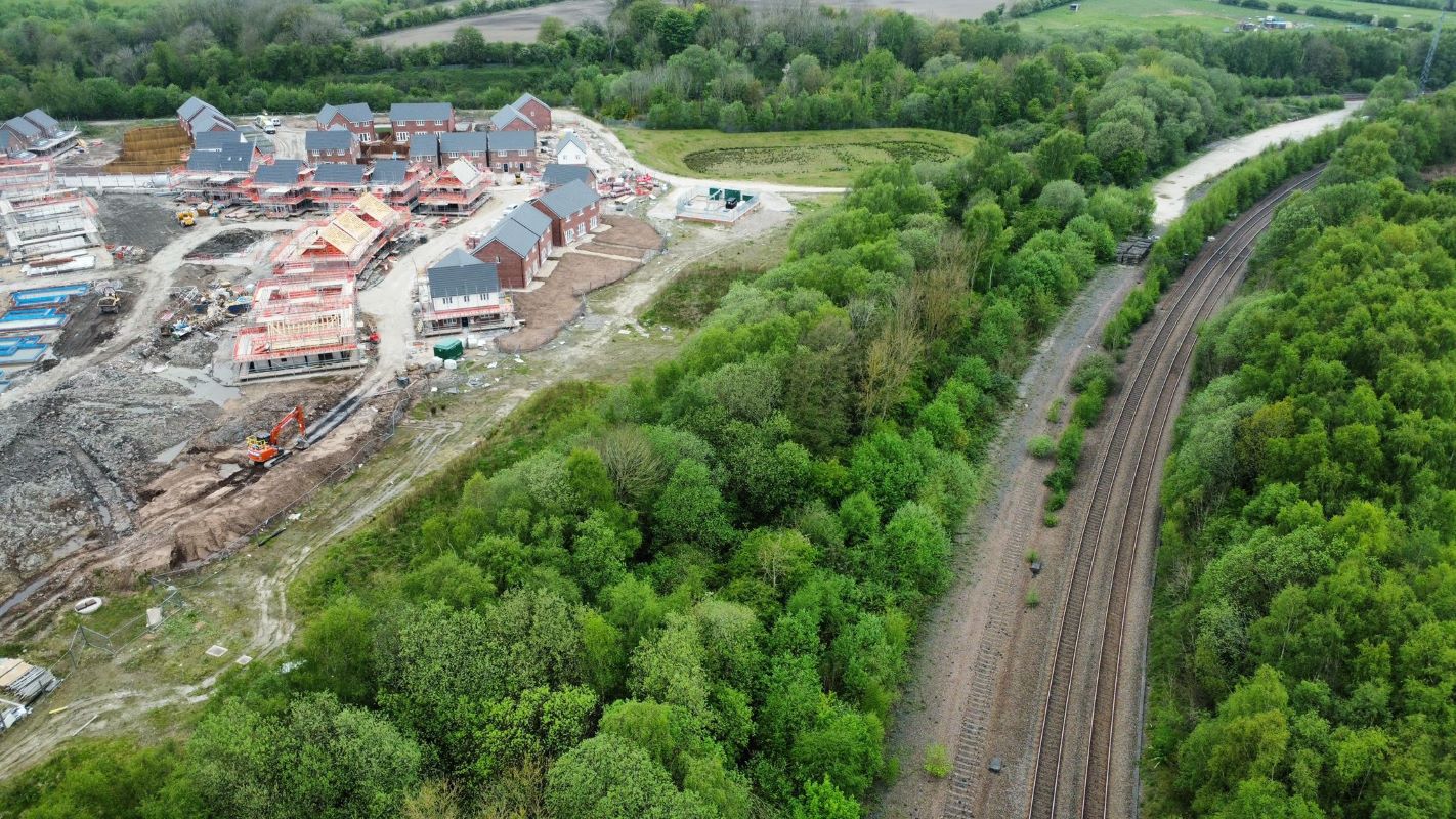 4.5 acres of Land adjacent to Henderson Close, Clay Cross, Chesterfield, Derbyshire, S45 9RQ