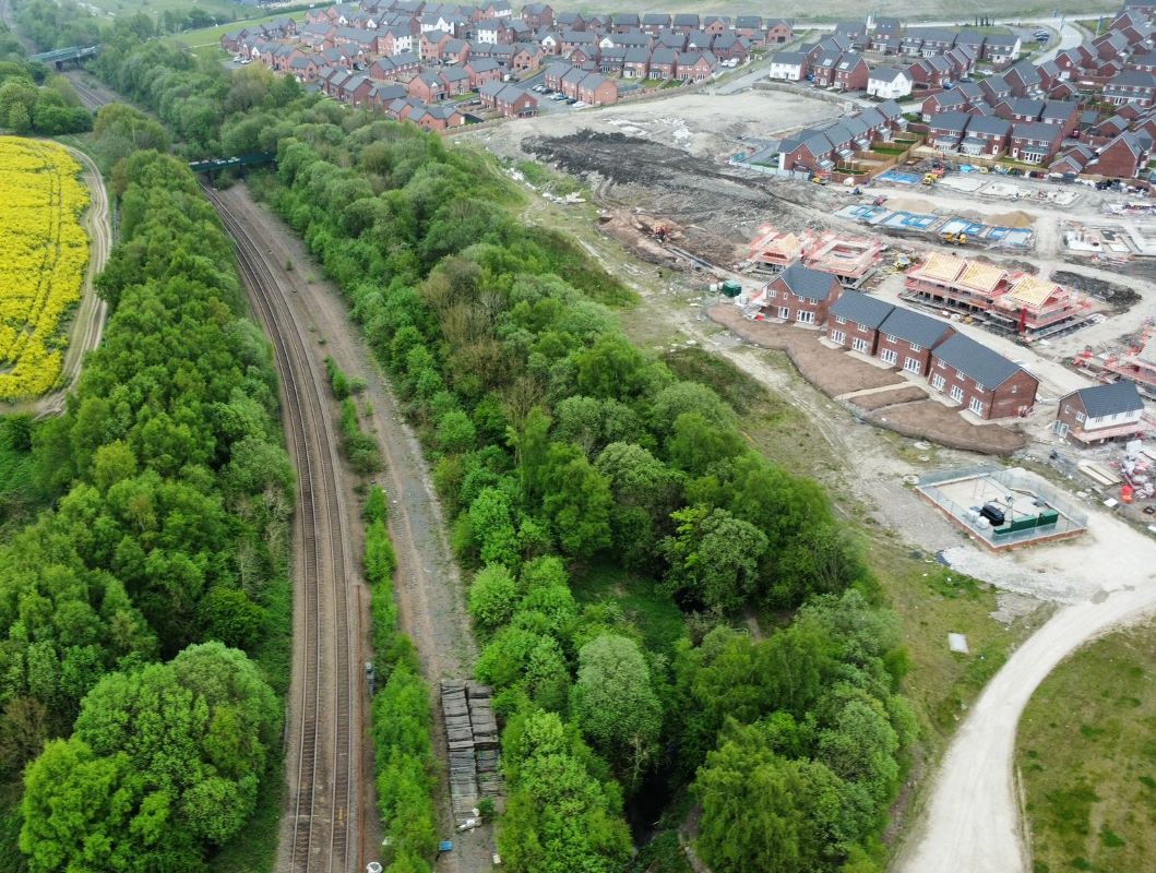 4.5 acres of Land adjacent to Henderson Close, Clay Cross, Chesterfield, Derbyshire, S45 9RQ