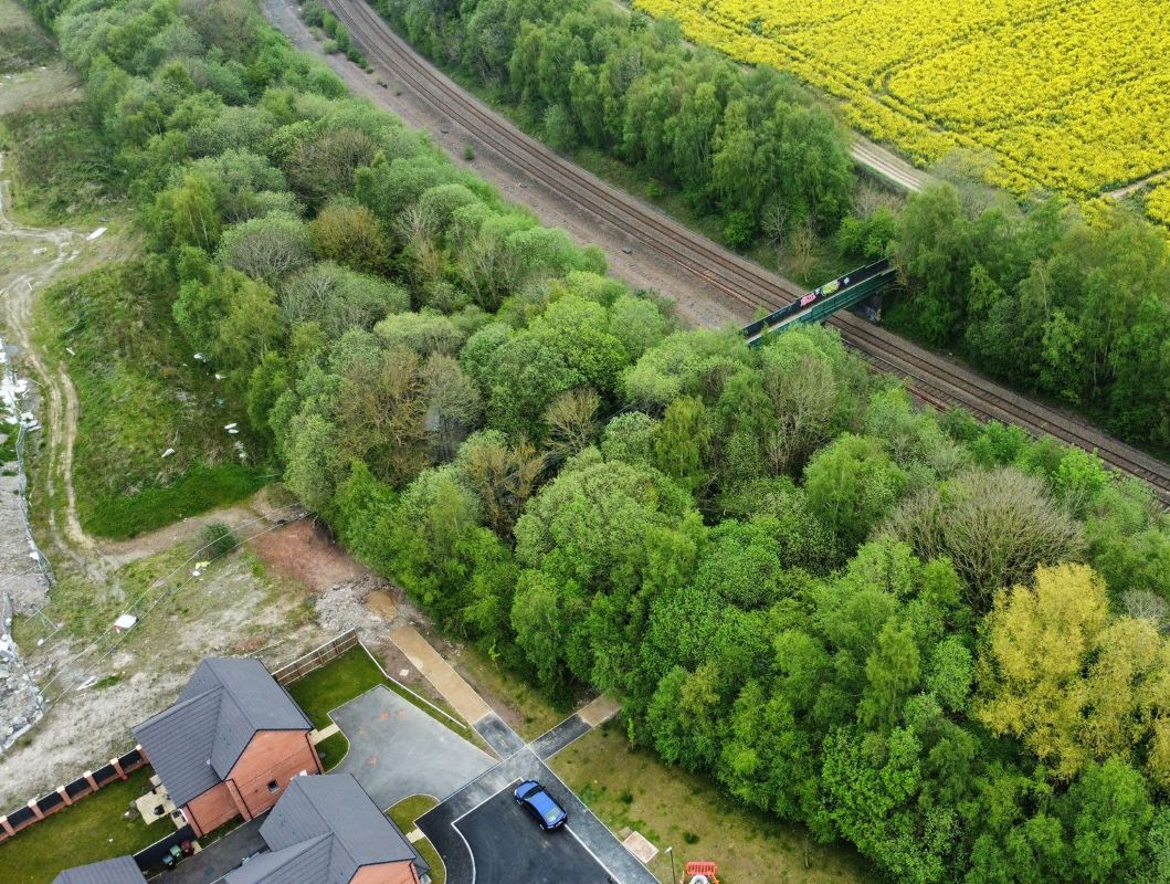 4.5 acres of Land adjacent to Henderson Close, Clay Cross, Chesterfield, Derbyshire, S45 9RQ