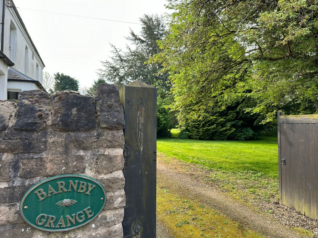 Barnby Grange, Back Lane, Barnby in the Willows, Newark, Nottinghamshire, NG24 2SD